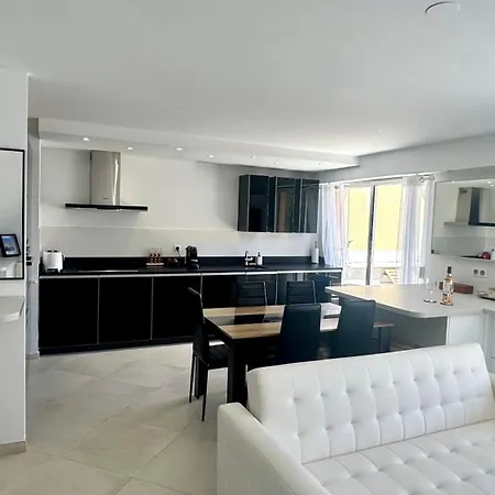 Apartment Luxe - 3 Pieces Avec Vue Mer, Piscine Et Tennis *